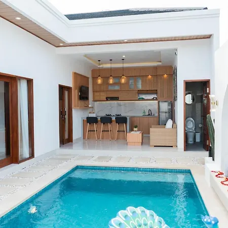 Melviano Suite & Villa